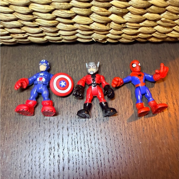 Marvel Mini Action Figure Trio - Captain America Spider-Man Ant-Man - Picture 4 of 4